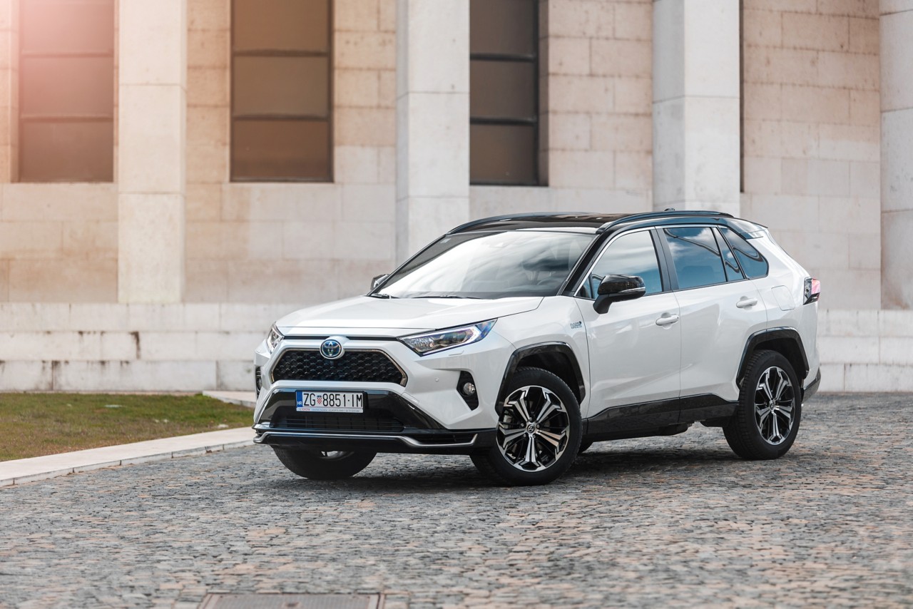 RAV4 Plug In Hybrid