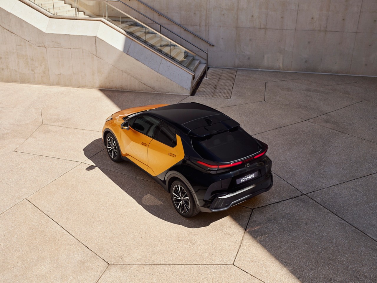 nova toyota c-hr