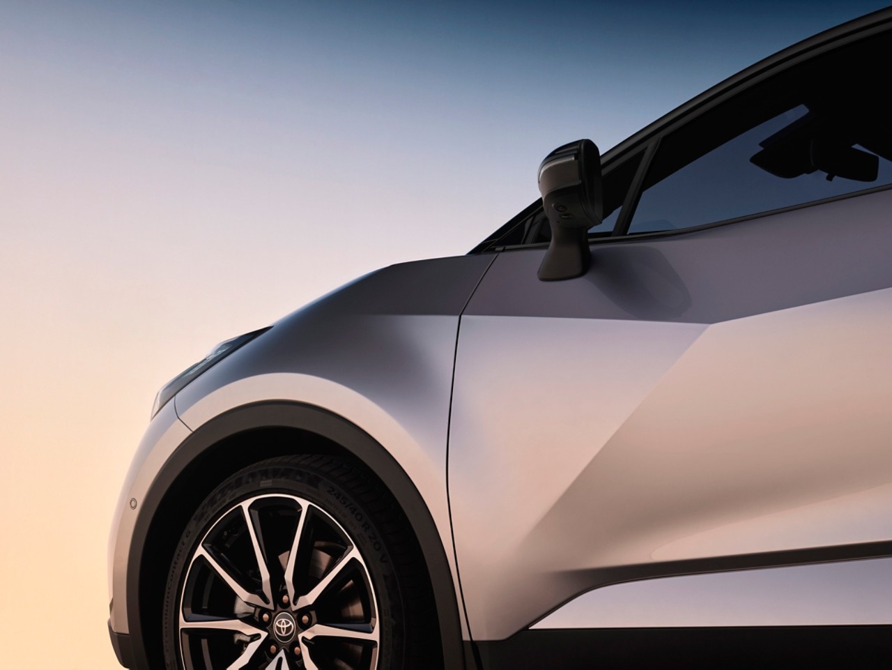 nova toyota c-hr